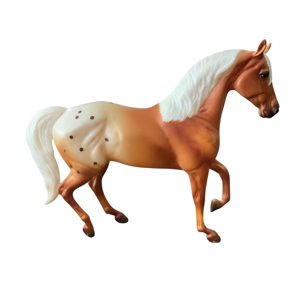 Breyer Horse Freedom Series Effortless Grace Mare - Picture 2 of 5